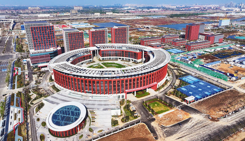 中鐵建工承建的青島中醫(yī)藥傳承創(chuàng)新基地項目正式竣工交付